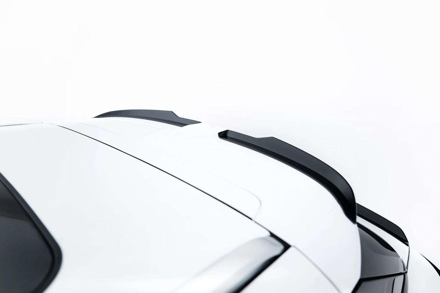 Upper Spoiler Cap Omoda 9 Mk1