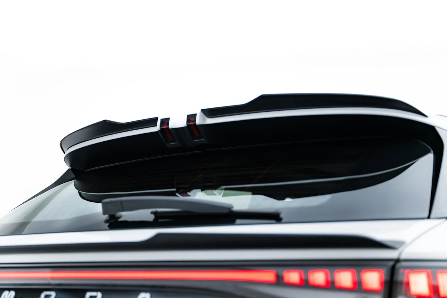 Upper Spoiler Cap Omoda 9 Mk1