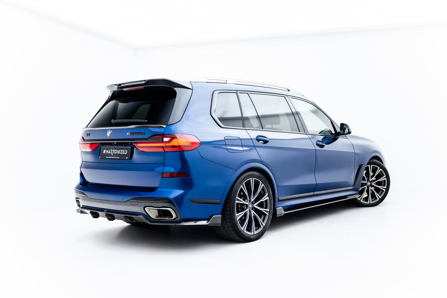 Prepreg Carbon Fiber Rear Diffuser BMW X7 M-Pack G07 / G07 Facelift (version with towbar)