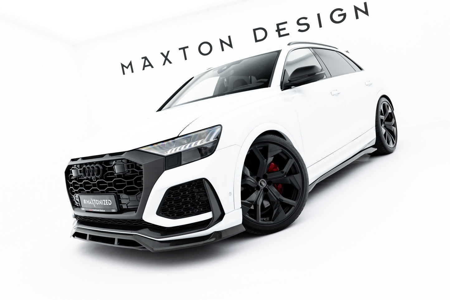 Set of Prepreg Carbon Splitters Audi RSQ8 Mk1
