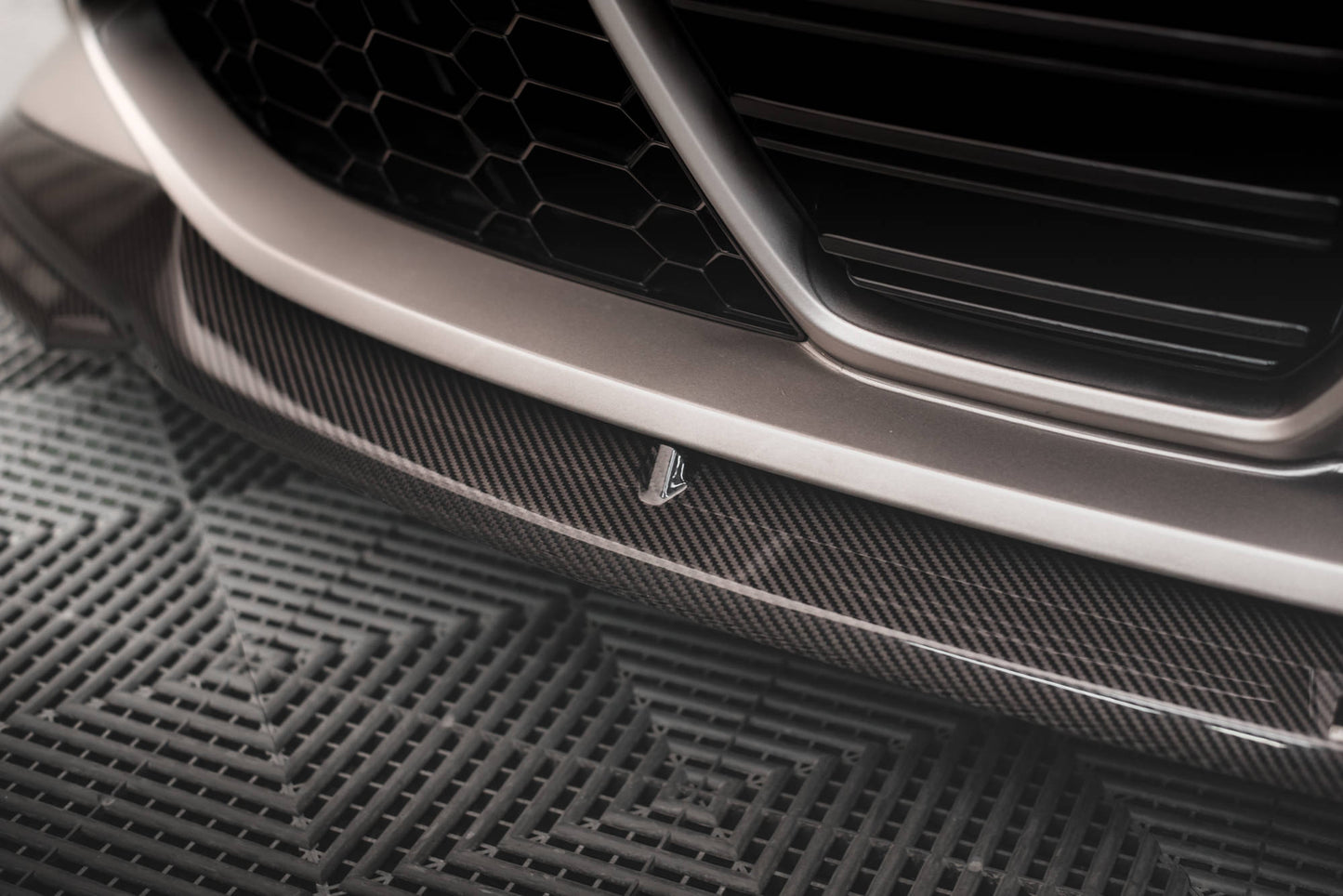 Prepreg Carbon Fiber Front Splitter V.2 BMW M4 G82 / G82 Facelift