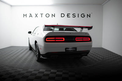 Carbon Spoiler + LED Dodge Challenger Mk3