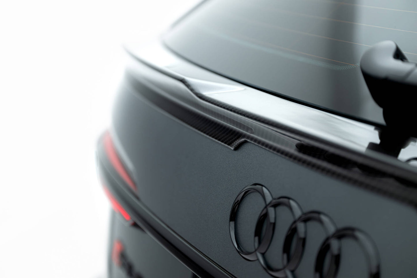Prepreg Carbon Fiber Tailgate Spoiler (Lower) Audi RS6 C8 / C8 Facelift
