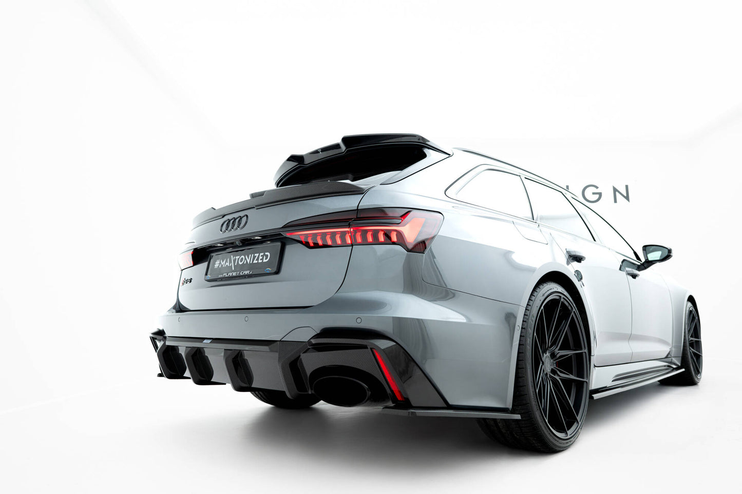 Prepreg Carbon Fiber Tailgate Spoiler (Lower) Audi RS6 C8 / C8 Facelift