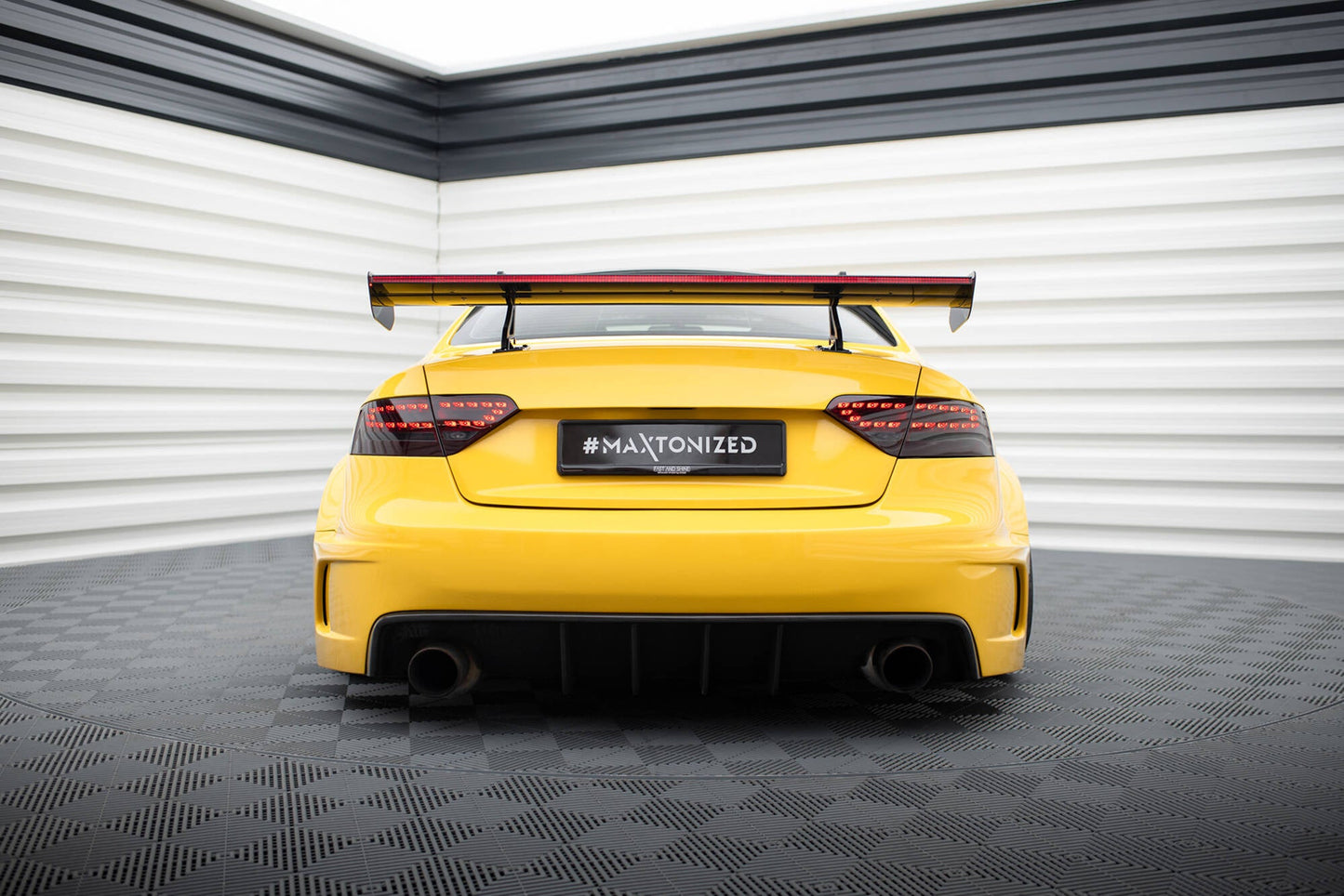 Carbon Spoiler With Upper Swan Mounting + LED Audi A5 Coupe 8T