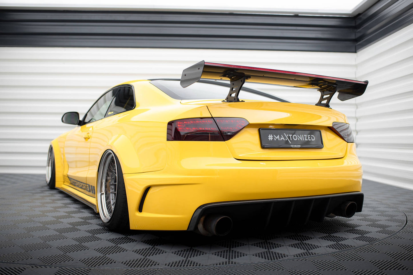 Carbon Spoiler With Internal Brackets Uprights + LED Audi A5 Coupe 8T