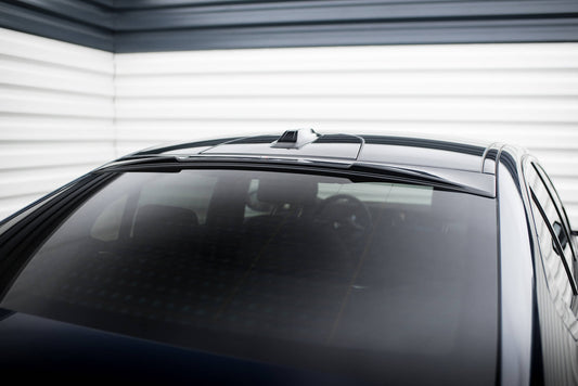 The extension of the rear window BMW 5 / i5 M-Pack Sedan G60