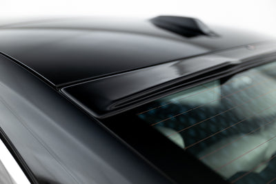 The extension of the rear window BMW 7 G70