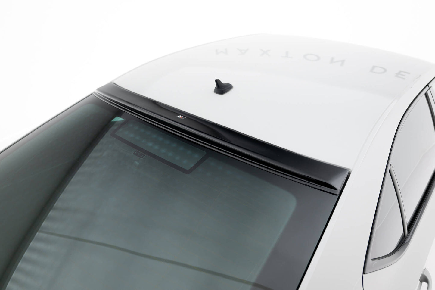 Extension Of The Rear Window Skoda Superb Liftback Mk3 / Mk3 Facelift