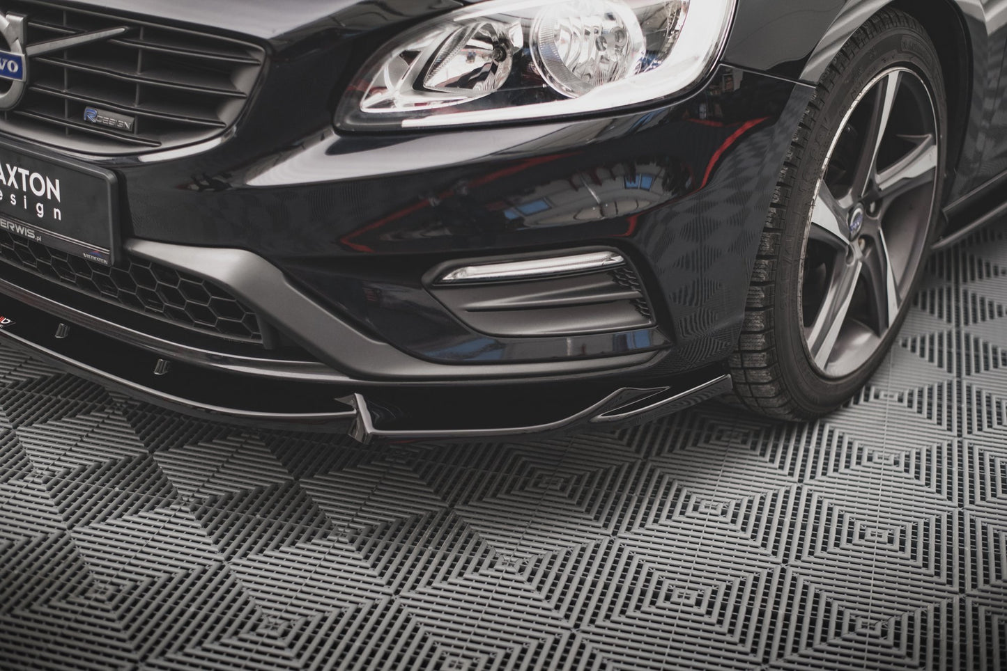 Front Splitter V.1 Volvo S60 R-Design Mk2 Facelift