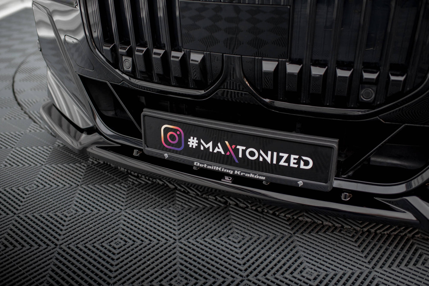 Front Splitter V.2 BMW 7 M-Pack / M760e / i7 M-Pack G70  