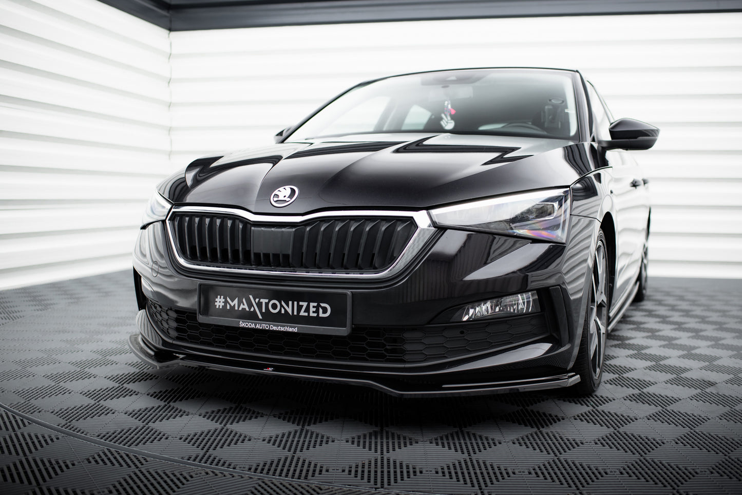 Front Splitter V.2 Skoda Scala 