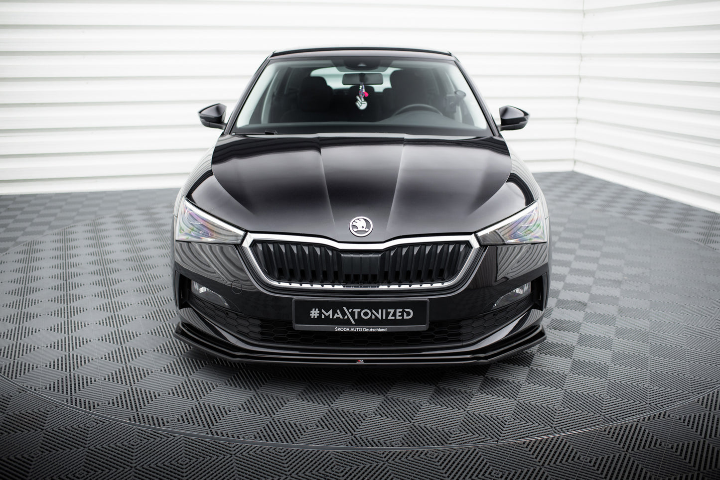 Front Splitter V.3 Skoda Scala