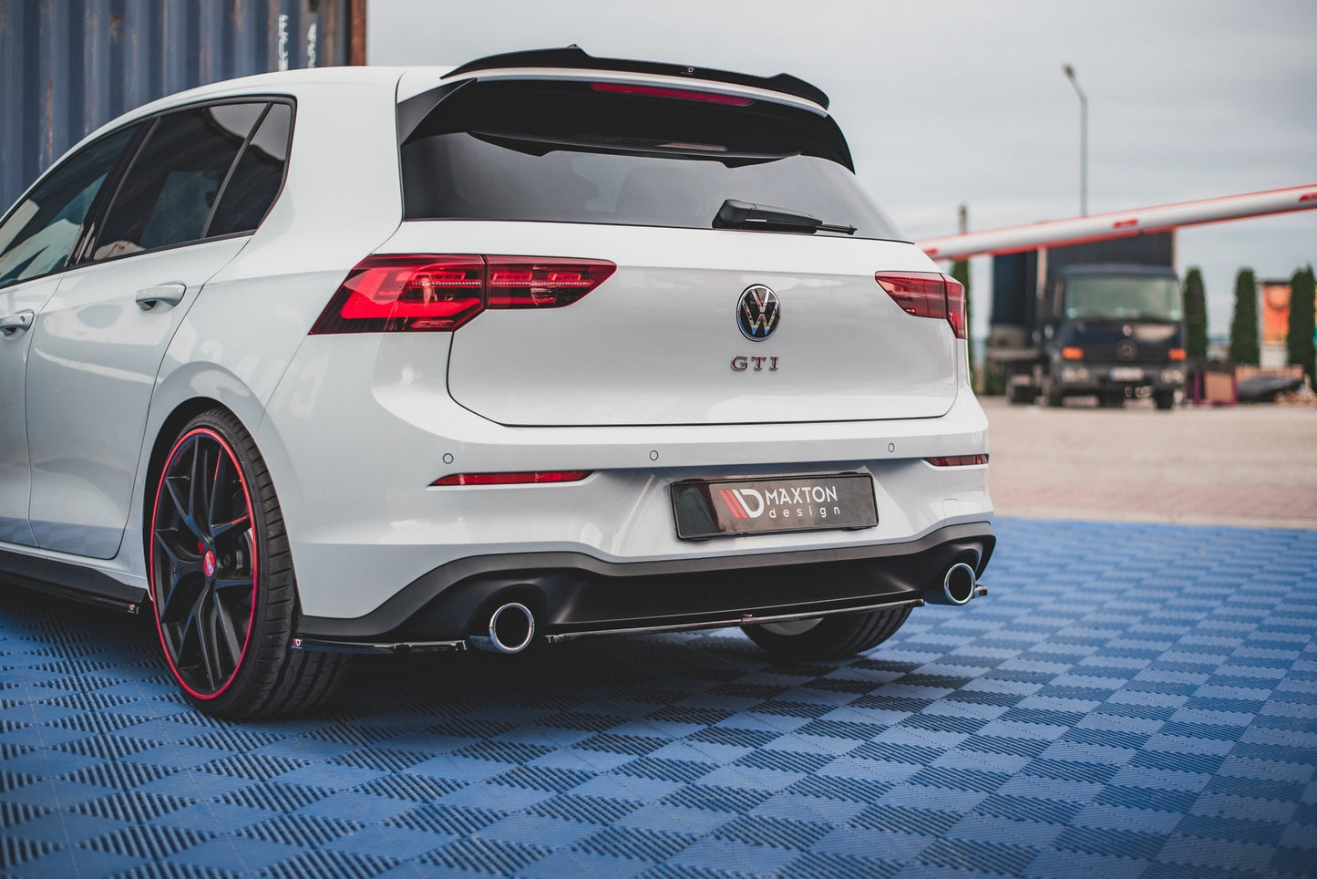 Rear Splitter Volkswagen Golf GTI Mk8