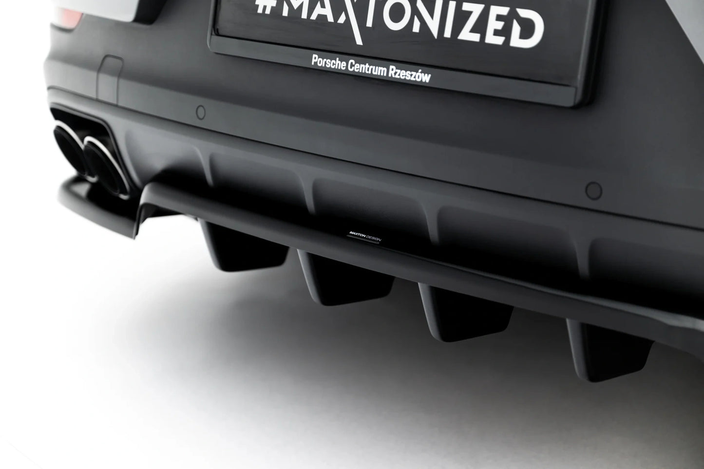 Rear Splitter (with vertical bars) Porsche Cayenne SUV / Coupe Mk3 Facelift
