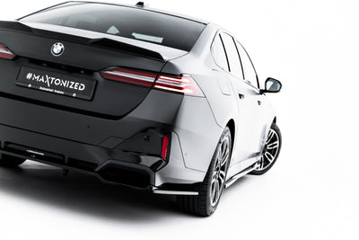 Rear Splitter (with vertical bars) V.2 BMW 5 / i5 M-Pack Sedan / Touring G60 / G61