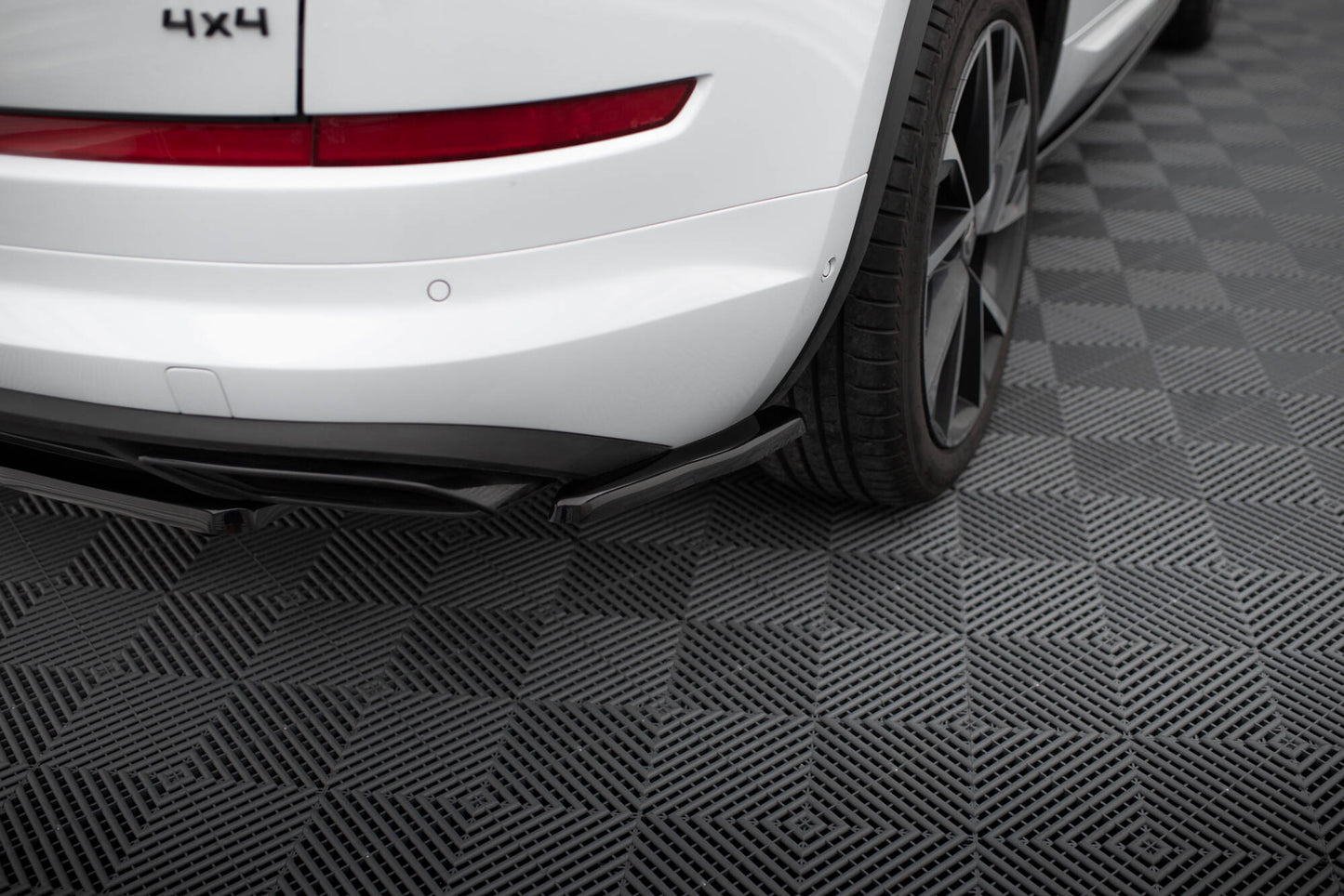 Rear Side Splitters Skoda Kodiaq RS Mk1 / Mk1 Facelift