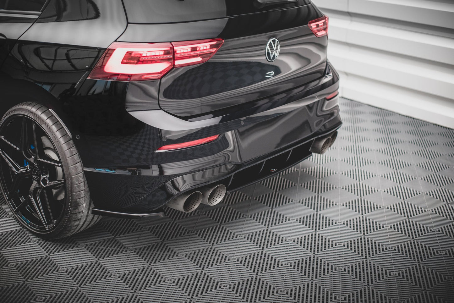 Rear Side Splitters V.1 for Volkswagen Golf R Hatchback Mk8