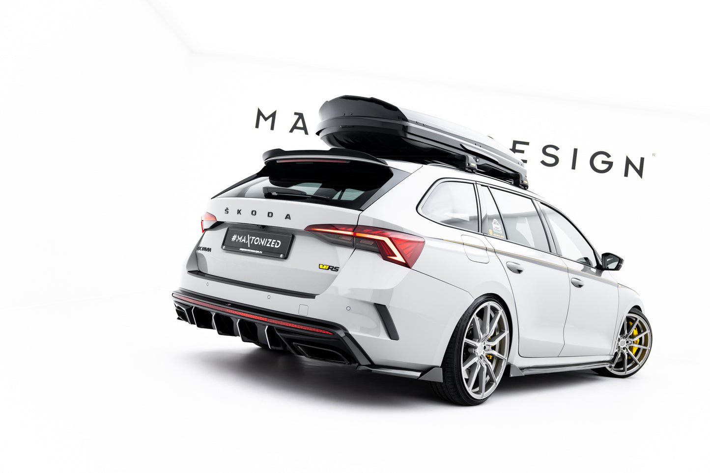 Rear Side Splitters V.8 Skoda Octavia RS Liftback / Combi Mk4 