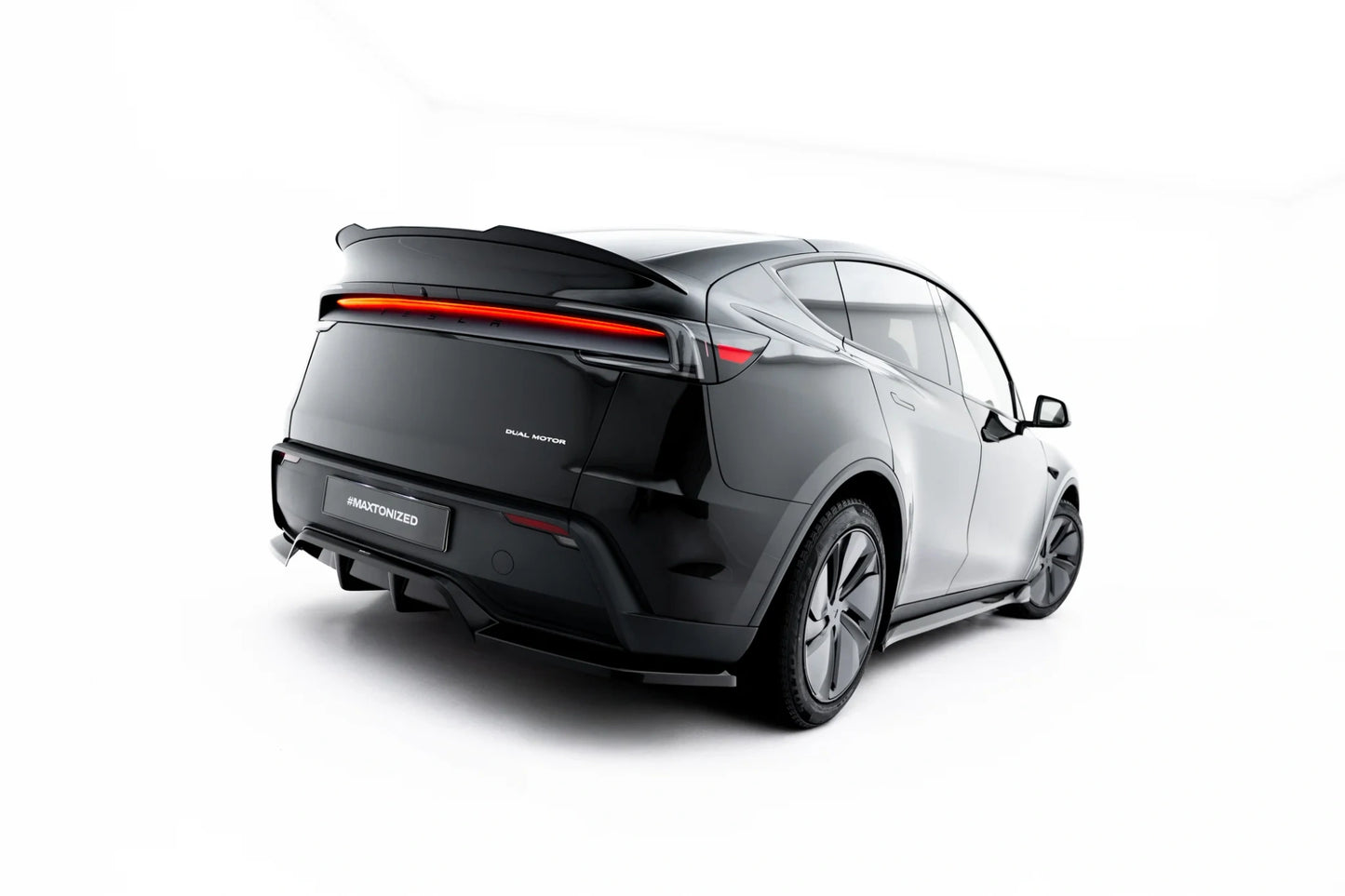 Set of Splitters Tesla Model Y Premium Mk1 Facelift