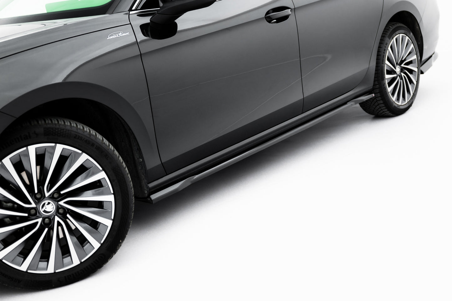Set of Splitters V.1 Skoda Superb Sedan Mk4