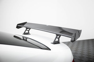 Karbonowy Spoiler Z Wewnętrznymi Wspornikami + LED Volkswagen Jetta GLI Mk7