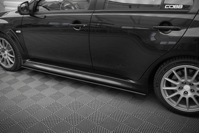 Dokładki progów Street Pro Mitsubishi Lancer EVO X