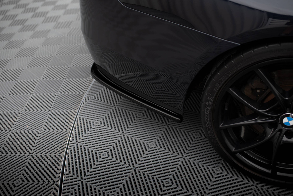 Splittery Tylne Boczne BMW 5 M-Pack Sedan /Touring  F10/F11 (2 pojedyncze końcówki wydechu)