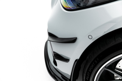 Canards(owiewki przedniego zderzaka) Mercedes-AMG CLE 53 Aero C236