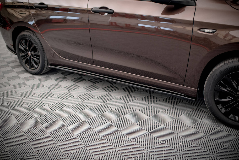 Dokładki Progów Fiat Tipo S-Design