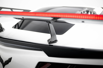 Karbonowy Spoiler Z Górnymi Mocowaniami + LED Chevrolet Corvette Stingray / Grand Sport C7