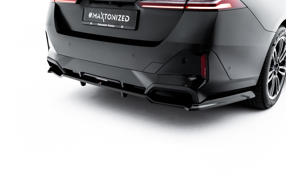 Splitter Tylny (Z Dyfuzorem) V.1 BMW 5 / i5 M-Pack Sedan / Touring G60 / G61
