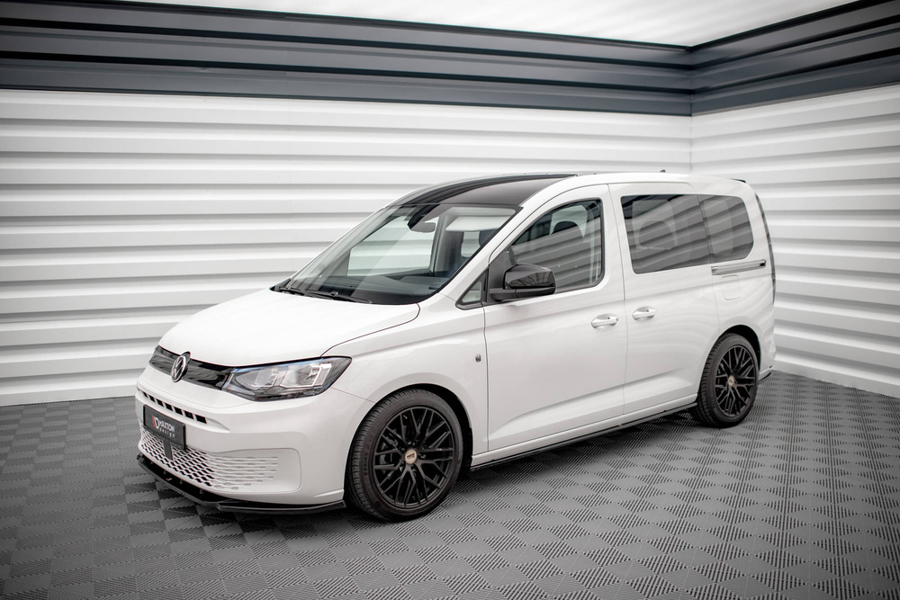 Dokładki Progów Volkswagen Caddy Mk5 / Ford Transit Connect Mk3