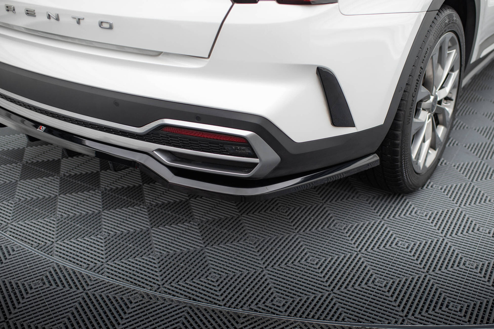 Zestaw Splitterów Kia Sorento Mk4