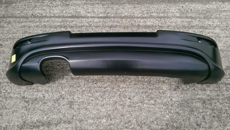 Dyfuzor Tylny VW Golf 5 R32 (1 otwór na wydech, wydech GTI)