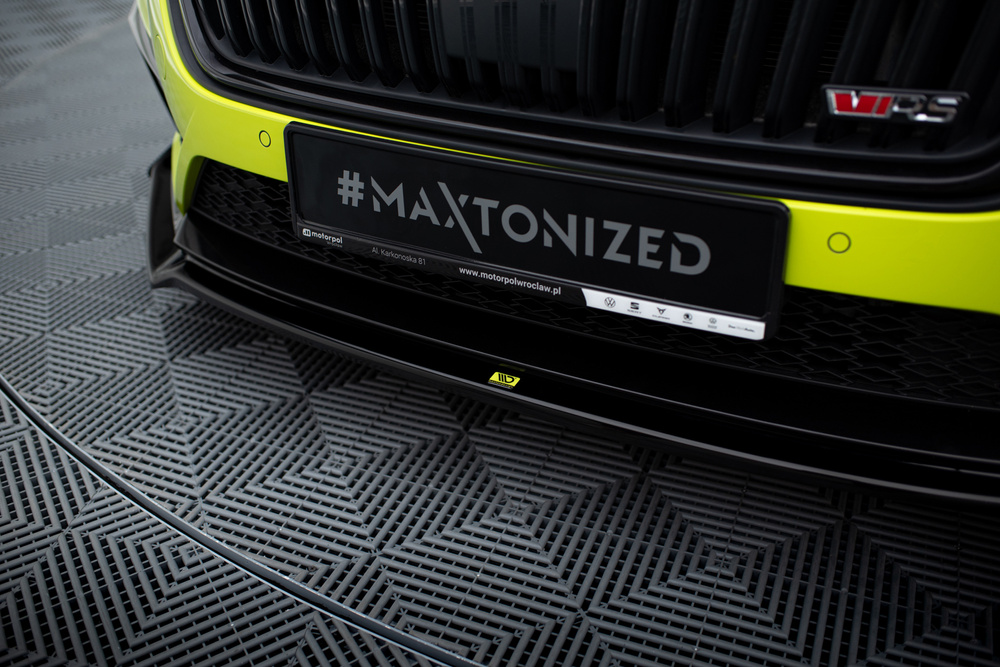 Splitter Przedni V.2 + Flaps Skoda Octavia RS Mk4