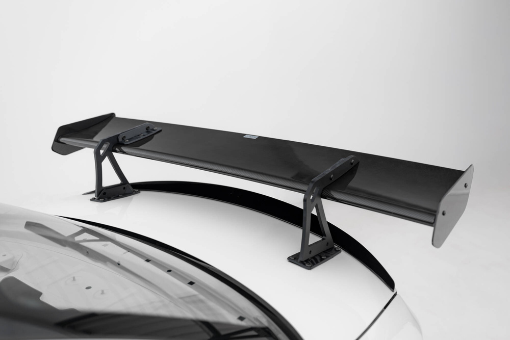 Karbonowy Spoiler Z Górnymi Mocowaniami BMW 1 M E82