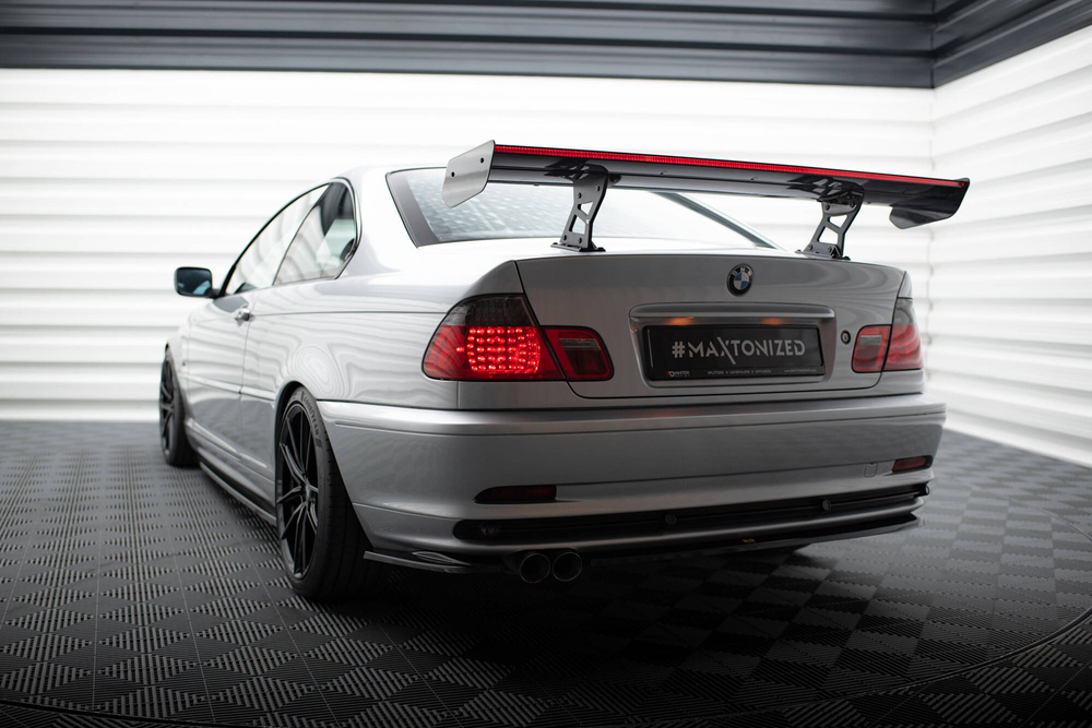 Karbonowy Spoiler Z Wewnętrznymi Wspornikami + LED BMW 3 Coupe E46