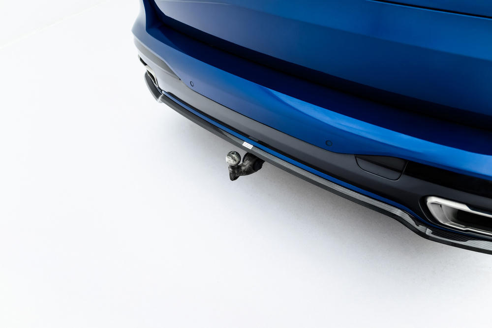 Karbonowy Dyfuzor Tylny Prepreg BMW X7 M-Pack G07 / G07 Facelift (wersja z hakiem)