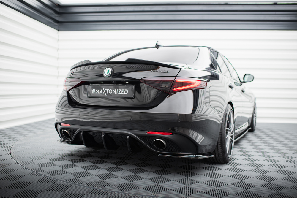 DOKŁADKA TYLNA ALFA ROMEO GIULIA VELOCE