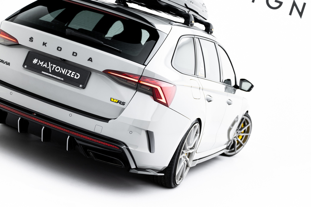 Zestaw Splitterów V.2 Skoda Octavia RS Combi Mk4