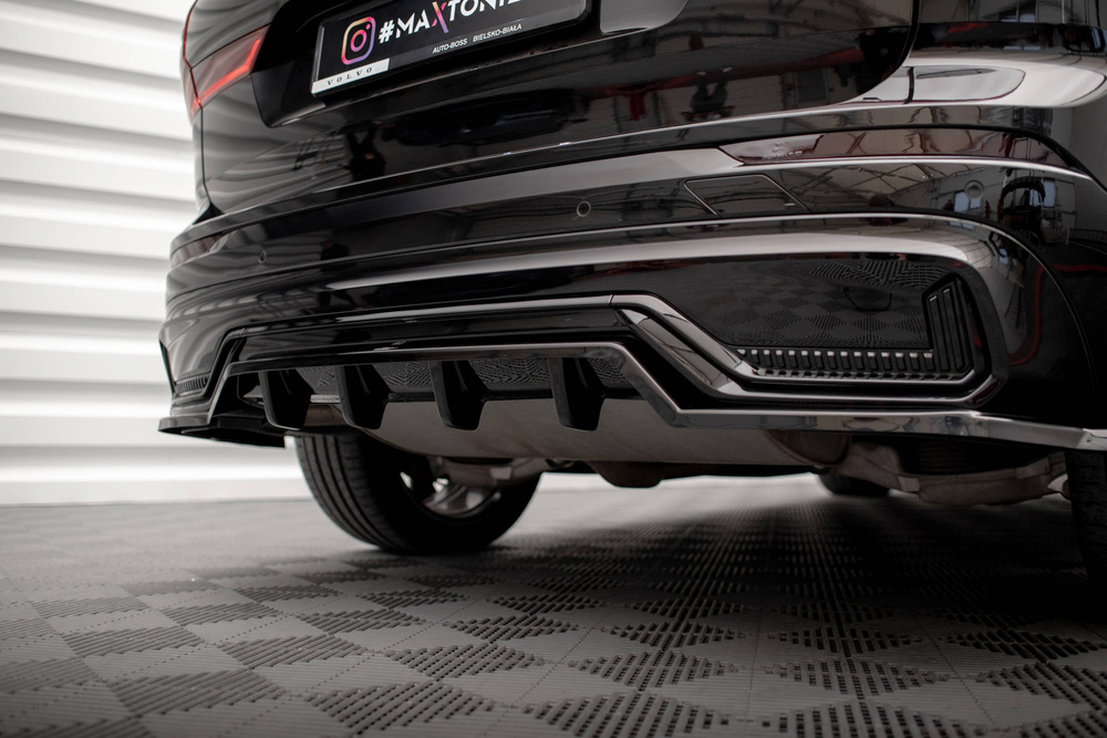 Splitter Tylny (Z Dyfuzorem) Volvo XC60 R-Design Mk2 Facelift