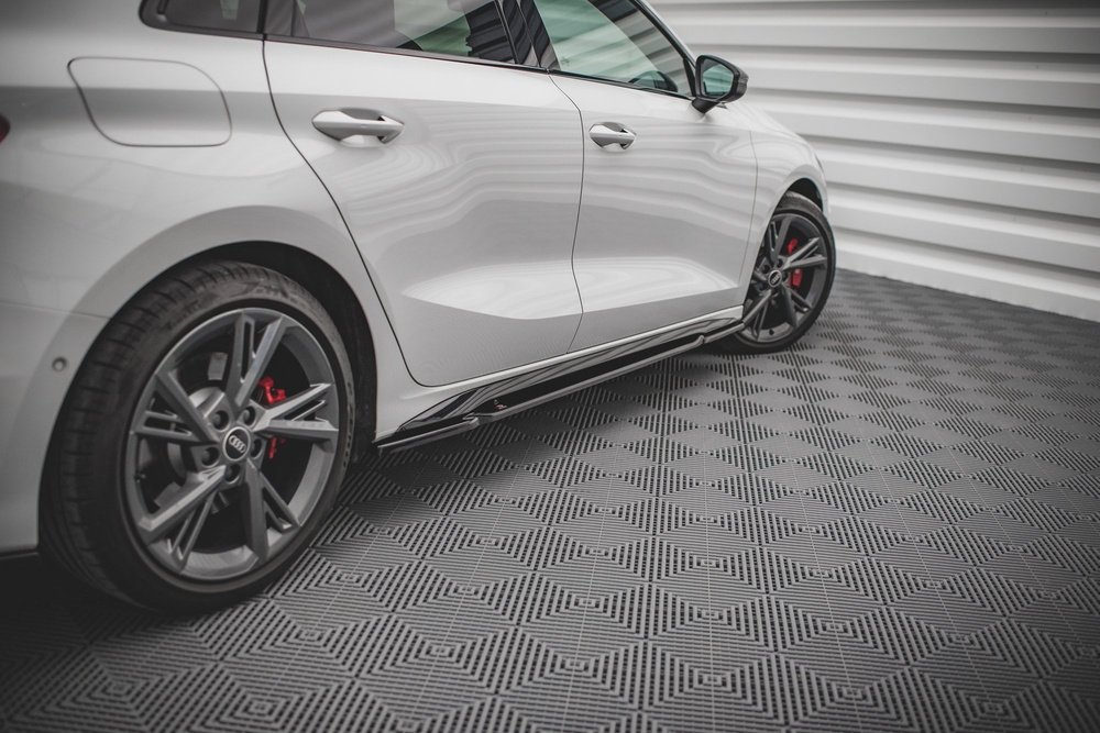 Dokładki Progów V.1 Audi S3 / A3 S-Line Sportback / Sedan 8Y / 8Y Facelift