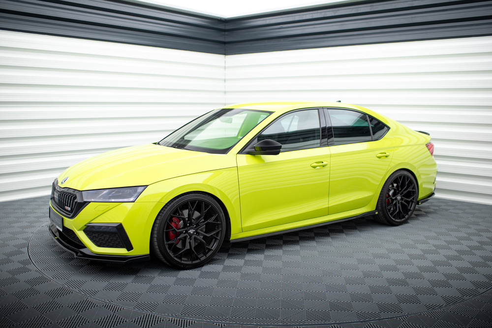 Dokładki Progów V.2 Skoda Octavia RS Mk4