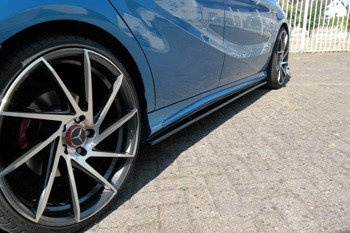 DOKŁADKI PROGÓW MERCEDES-BENZ W176 AMG-LINE PRZEDLIFT