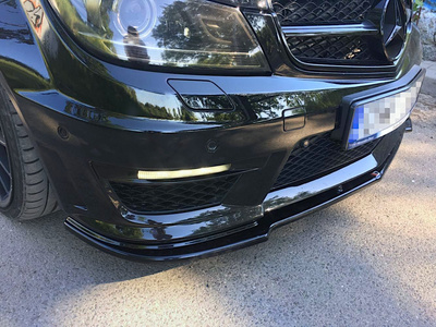SPLITTER PRZEDNI Mercedes-Benz C63 AMG Sedan / Estate W204 Facelift / S204 Facelift