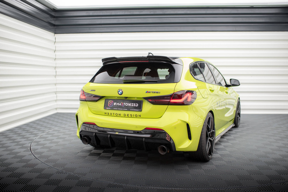 Zestaw Splitterów V.2 BMW M135i F40