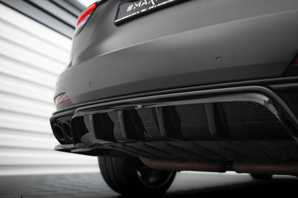 Splitter Tylny (Z Dyfuzorem) Maserati Levante Trofeo Mk1