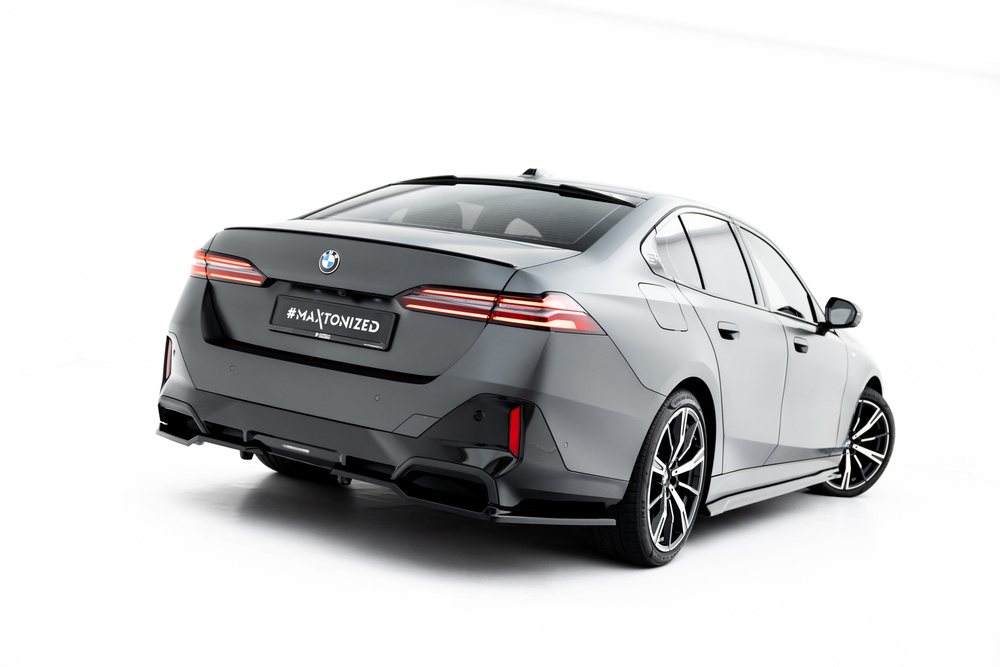 Splitter Tylny (Z Dyfuzorem) V.2 BMW 5 / i5 M-Pack Sedan / Touring G60 / G61