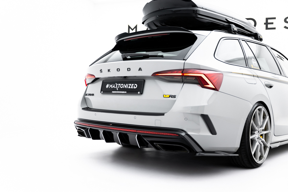 Zestaw Splitterów V.1 Skoda Octavia RS Combi Mk4